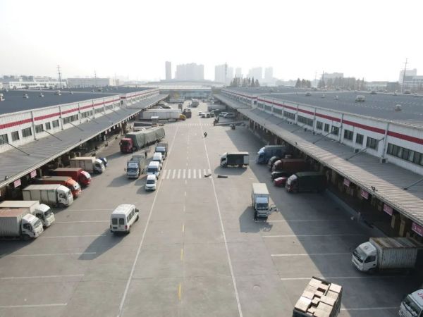 常德市中盛物流運(yùn)輸有限公司,常德物流運(yùn)輸公司,常德貨物運(yùn)輸,托盤(pán)運(yùn)營(yíng),托盤(pán)租賃,整車(chē)貨物運(yùn)輸